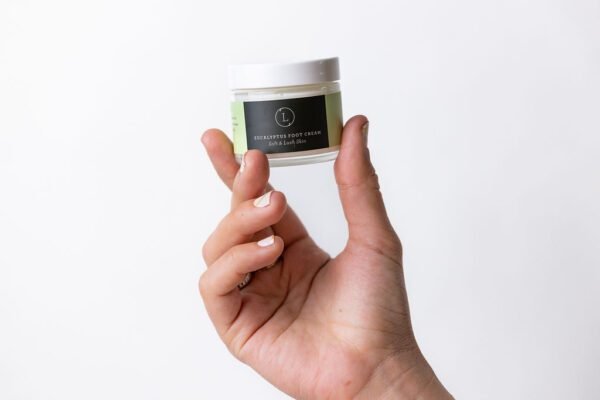 CBD Eucalyptus Shea Butter Foot Cream with CBD - Imagen 4